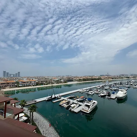 Unique Apt At Top Of Yachts With Panoramic Sea View Of Burj Khalifa, Alarab & Atalntis In Palm Jumeirah Dubai Exterior photo