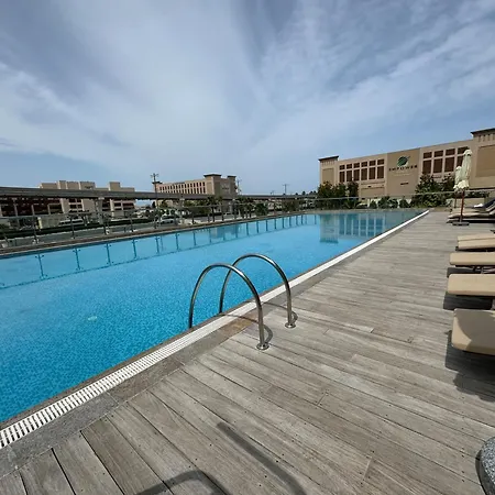 Unique Apt At Top Of Yachts With Panoramic Sea View Of Burj Khalifa, Alarab & Atalntis In Palm Jumeirah Dubai Exterior photo